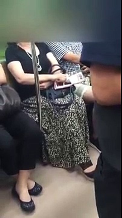 おばさん「お金ないから貸して」→断った若者を電車内で怒鳴り散らす 【Twitterで話題】　2016年8月19日