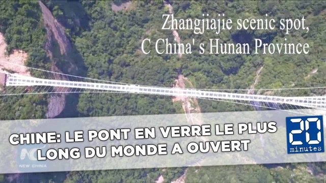 Chine: Le pont en verre le plus long du monde a ouvert au public