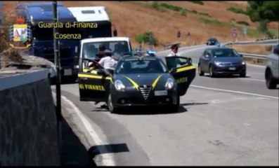 Cosenza - caporalato, immigrati sfruttati e nei porcili: 49 denunce