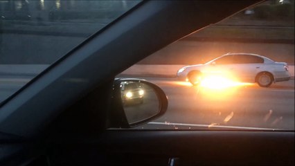 Hey mec ta voiture est en feu!!!