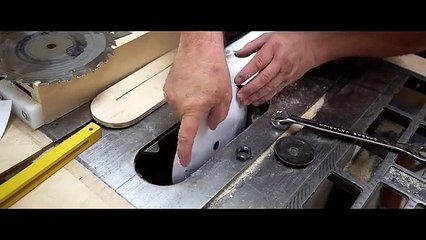 Couper du bois avec du papier