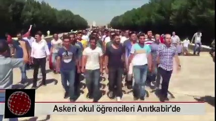 Askeri okul öğrencileri Anıtkabir'de