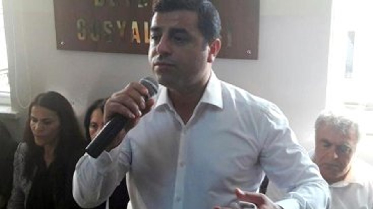 Demirtaş: Taziyede Bir Arada Olamayan Düğünde Bir Arada Olamaz