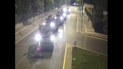 Darbe Gecesi Tek Başına 5 Zırhlıya Kafa Tutan Adam