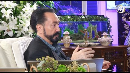 Münafık domuz gibi yaşar ve domuz gibi ölür.