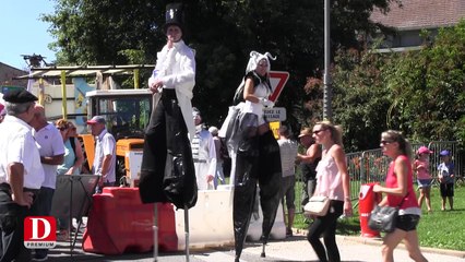 Saint-Privat, les chars ont défilé sous le soleil pour la cavalcade