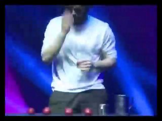 Impresionante Truco de Magia de Yann Frisch ( AMAZING MAGIC TRICK )