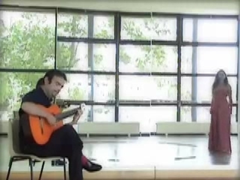 Lamm danse chant guitare contemporaine d'inspiration flamenc