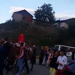 OLTUDA GELENEKSEL DÜĞÜN GELİN VE DAMAT AT İLE GETİRİLDİ