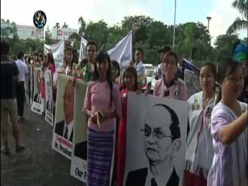 Thein Sein Arrives in Rangoon