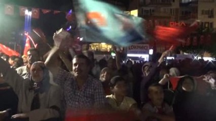Manisa-Demokrasi Nöbeti'ne Kuma-Sen'den Destek