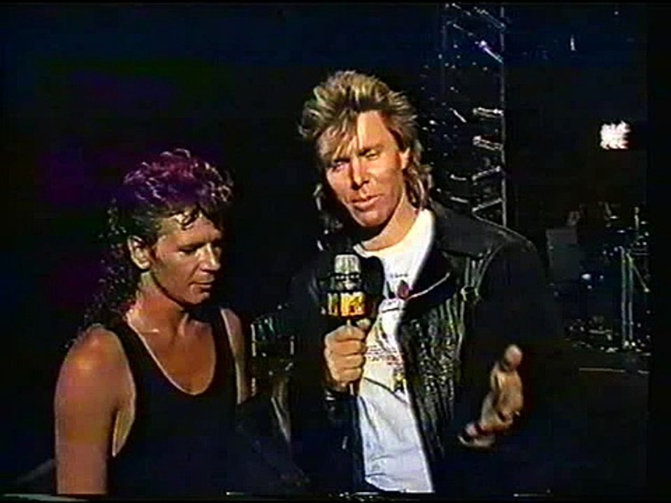 Icehouse Live Part 10 - Iva Davies post concert Interview