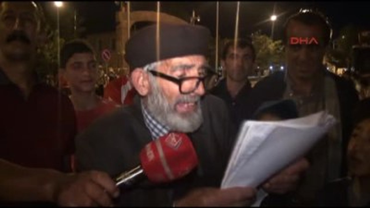 Kars-9 Yaşındaki Aysun İstiklal Marşı'nı Okurken Gözyaşlarını Tutamadı