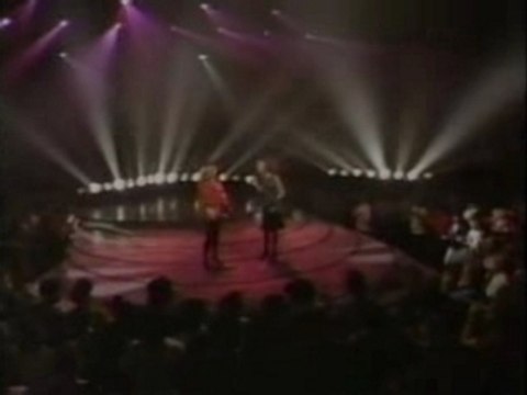 Whitney Houston & Dionne Warwick live, Over and over