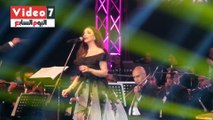 بالفيديو.. أنغام تشعل حفلها فى قاعة المؤتمرات بأحلى أغنياتها