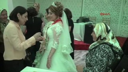 Uşak Darbe Girişiminin Vurduğu Damatsız Düğün