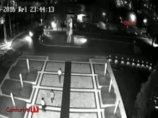 Borsa İstanbul binasına darbe girişimi kamerada