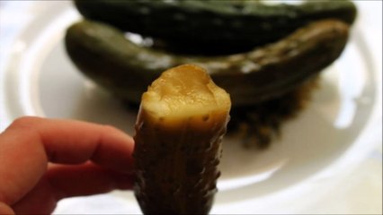 Pickle Bite Crunch Sound Effect