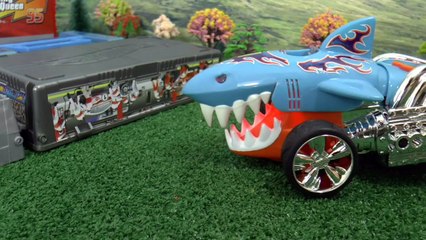 Wheels Shark race Minions and Thomas and Friends (6)