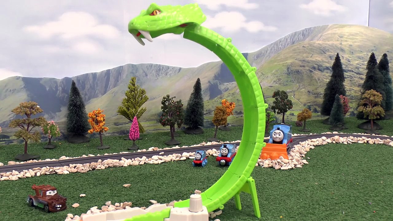 Wheels Shark race Minions and Thomas and Friends (13)