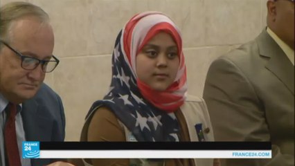 هيلاري كلينتون تختار سيناتور فيرجينيا نائبا لها