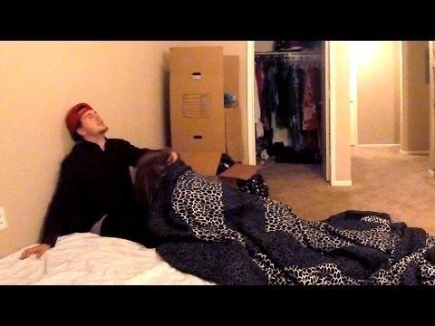 Boyfriend Cheating Prank (GONE WRONG) - G!rls Pulls Knife - BF vs. Gf Pranks 2016