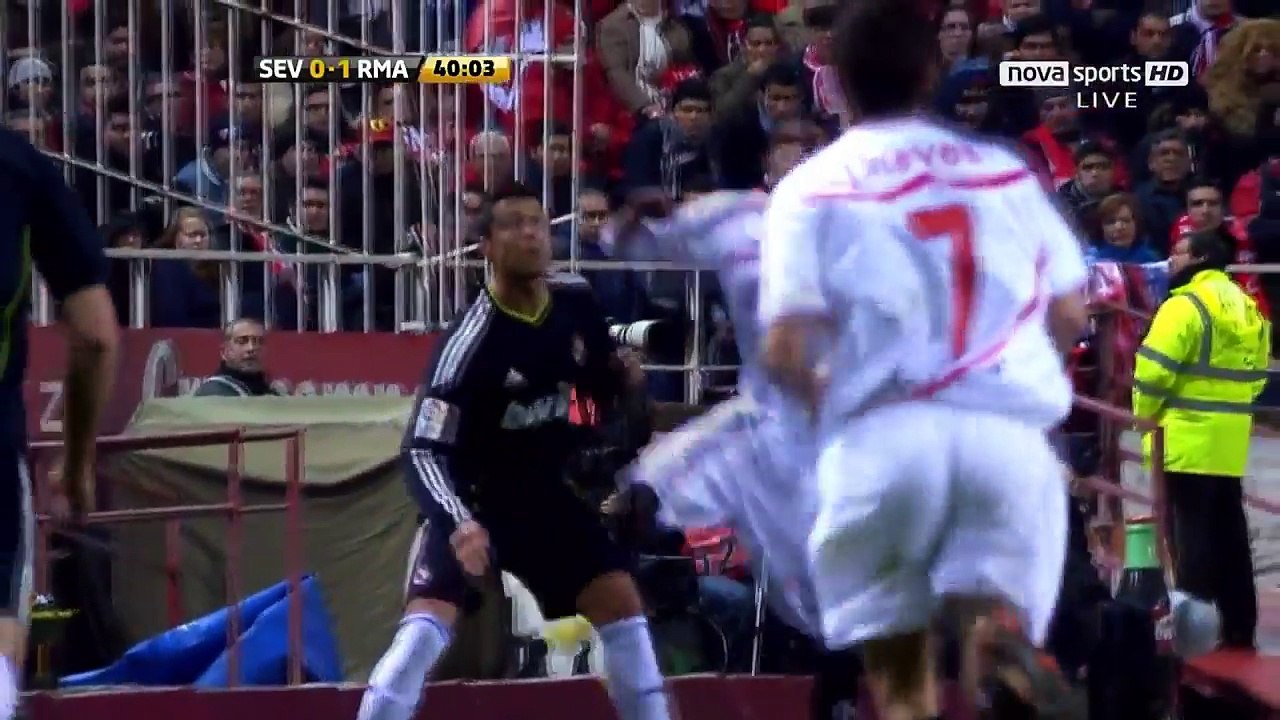 Cristiano Ronaldo Vs Sevilla Away 10-11