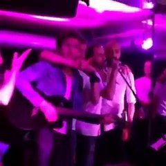 Aras bulut iynemli (1فى حفله ف اسطنبول