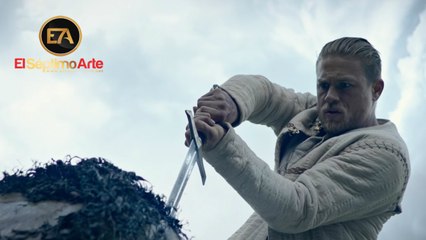 King Arthur: Legend of the Sword (Rey Arturo: La leyenda de Excálibur) - Tráiler Comic-Con V.O. (HD)