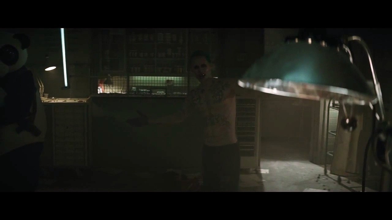Escuadrón Suicida - Clip: Hurt You Really Bad (...
