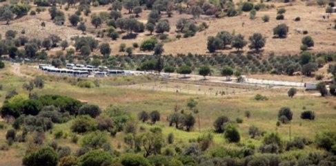 Foça'daki Askeri Üsse Büyük Operasyon!