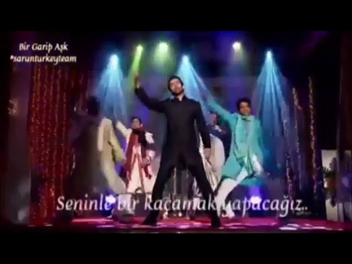 Arnavın evlilik teklifi & havlu dansı - Dailymotion Video