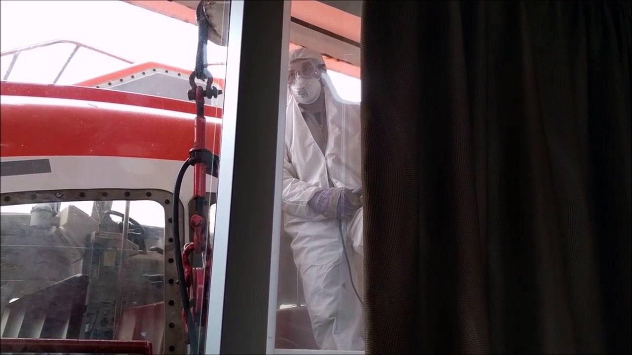 Ils voulaient avoir une fenetre dans leur cabine pendant leur croisière... Mais ils ne s'attendaient pas à ça