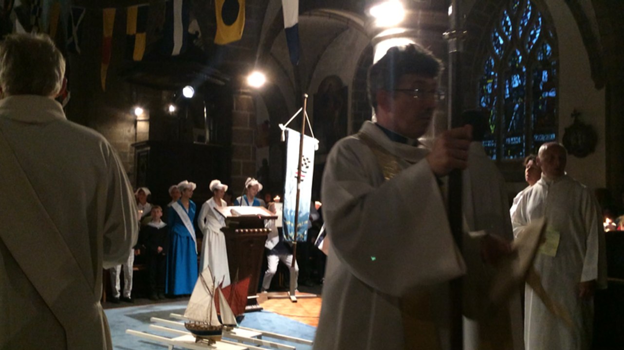 Procession de la Vierge