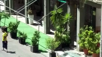 Un indiano armato di coltello semina il panico per le vie di Caltanissetta