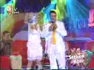 Alihan bu kadın neden ağlıyor