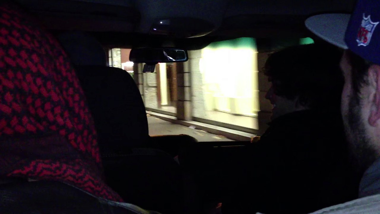 LA TERRE EST RONDE - Le clip d'ORELSAN