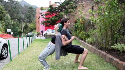 YOGA CHALLENGE con Juana Martinez !!!   Johann Vera