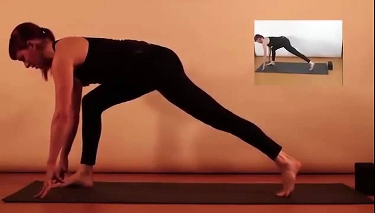 Yoga Body Workout  SADIE S BADASS 30-MINUTE YOGA FLOW  WEIGHT LOSS