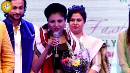 CANCER SURVIVORS WALK ON RAMP FOR A SOCIAL CAUSE