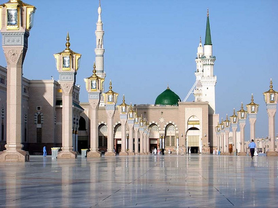 HAR WAQAT TASAWUR MAIN MADINAY KI GALI HO BY OWAIS RAZA QADRI