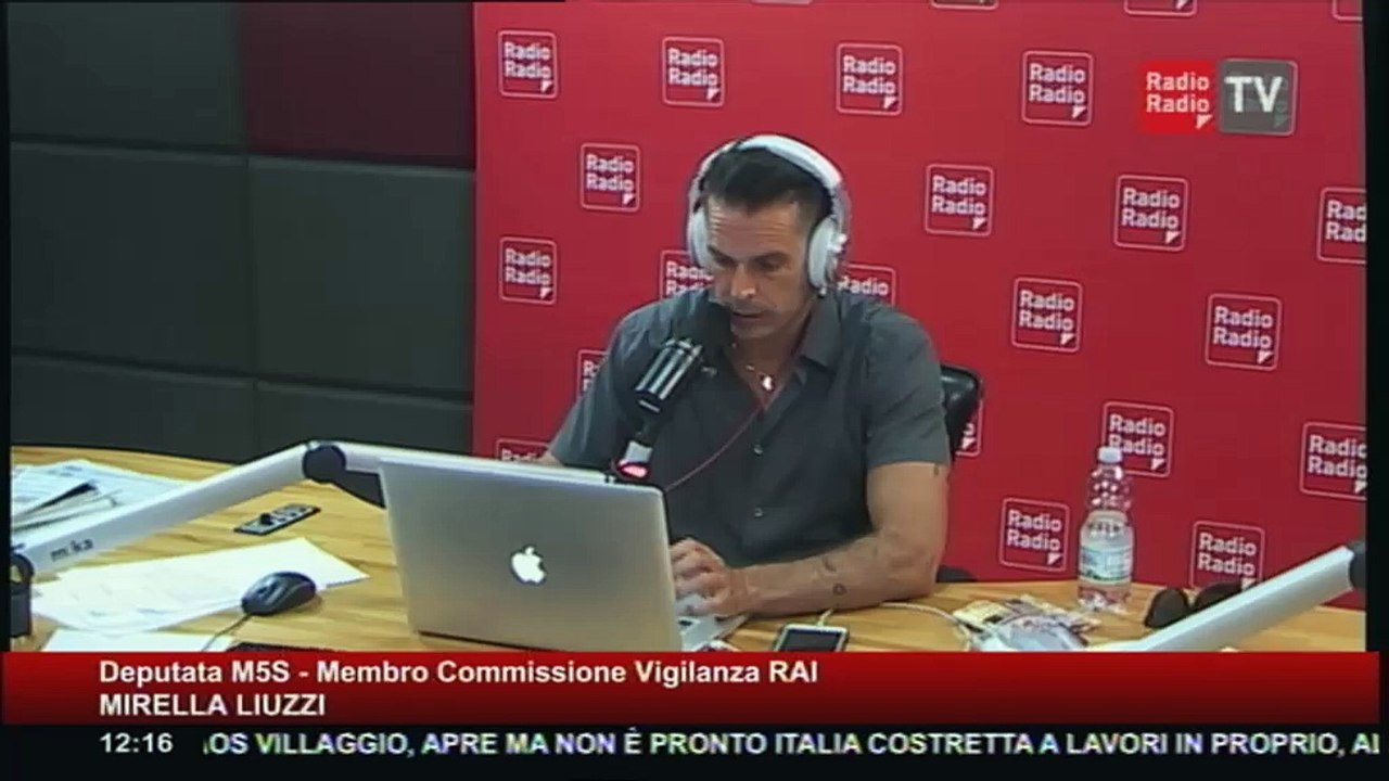 Un Giorno Speciale - 25 luglio 2016 - Mirella Liuzzi M5S - Membro Commissione Vigilanza RAI