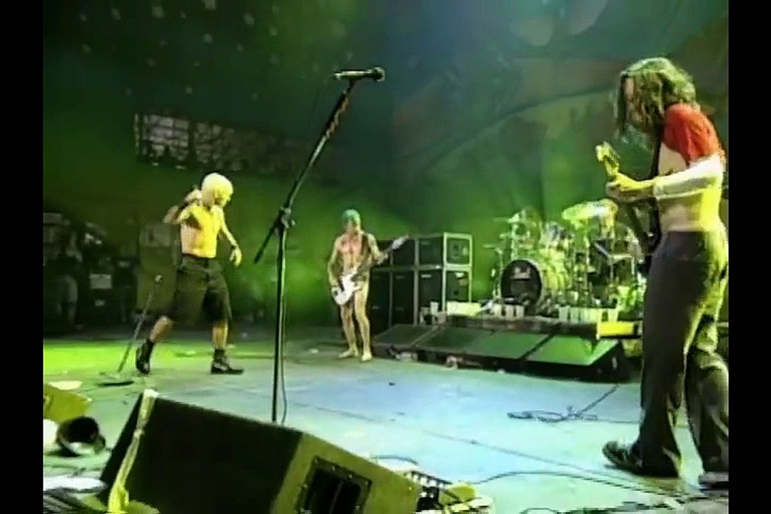 Red Hot Chili Peppers - Woodstock 1999-07-25 part.2