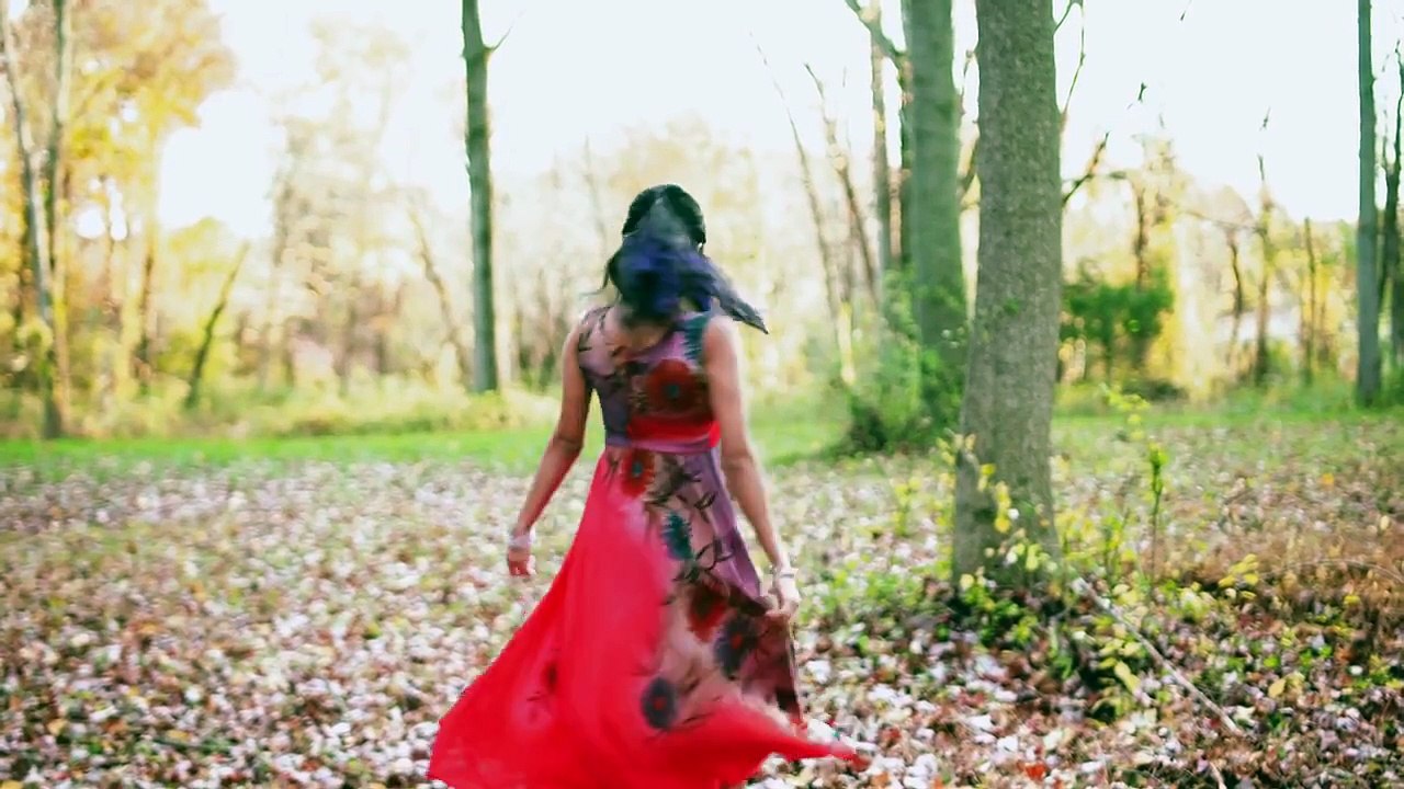 Ria Online ---Selena Gomez - Same Old Love - Mere Sapno Ki Rani Remix (Vidya Mashup Cover)