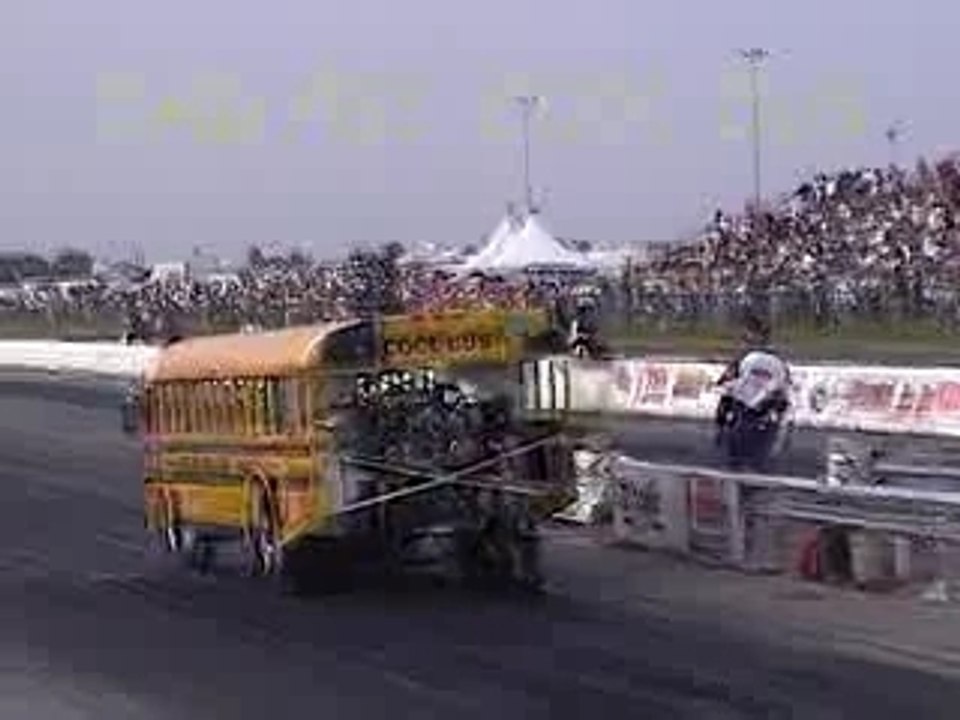 Bus_dragster