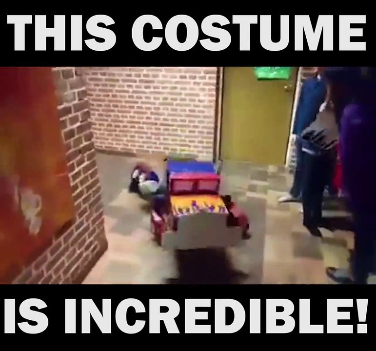 Costume de l'année