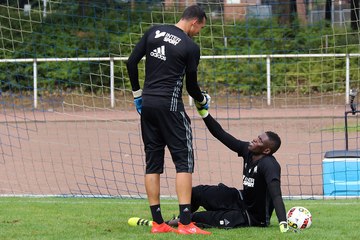 Les gardiens sont déjà dans le bain