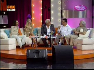 CANLI YAYINDA DAYAK YEDİ