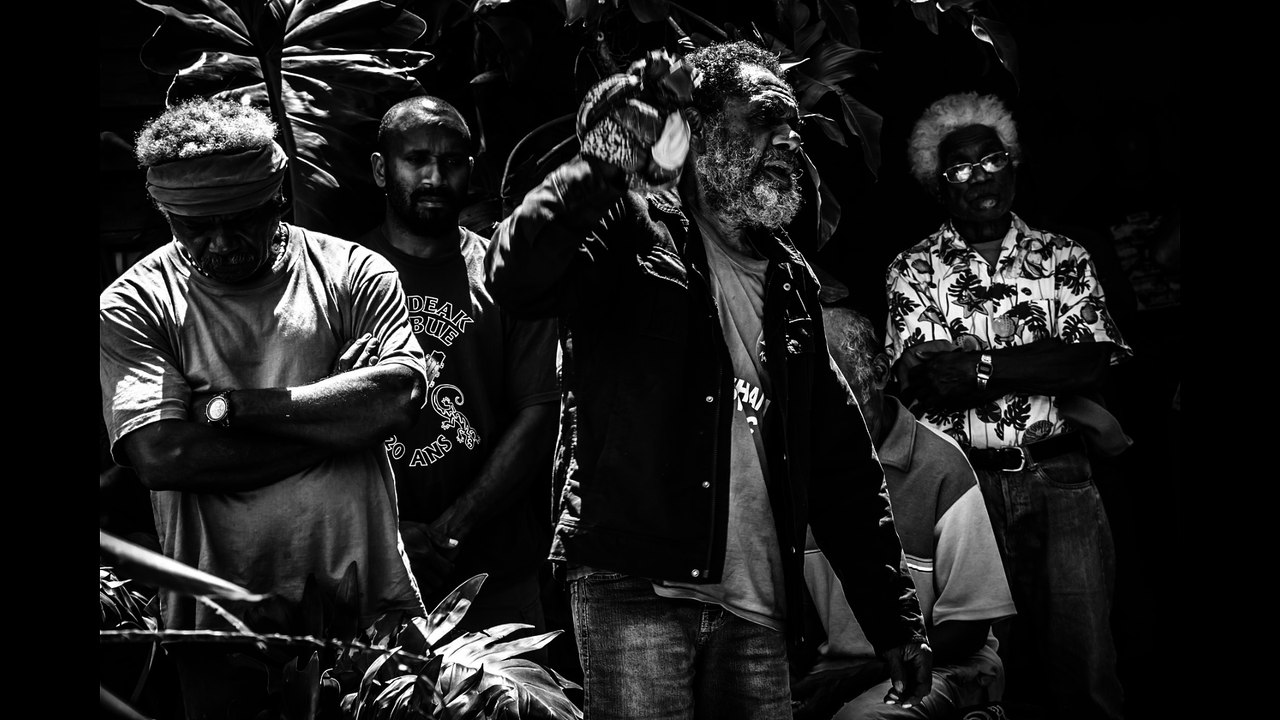 Voyage en terre indigène, chez les Kanak : la politique autrement