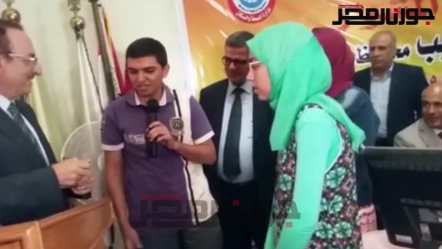 الاول على الثانوية العامة يطالب محافظ بني سويف بتوصيل الصرف الصحي لقريته